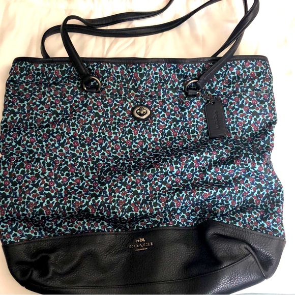 Coach Summer Handbag - Picture 1 of 5